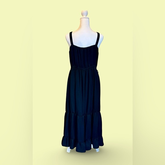 INC International Concepts Black Satin Feel Sleeveless Tiered Maxi Dresse Sz L - Picture 2 of 3